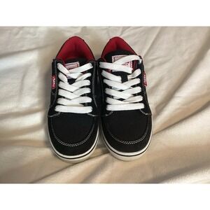 Air Walk Women's Black/White Size 6 Shoes READ